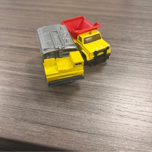 Matchbox Mattel 1989 1990 Water Hauler Highway Maintenance Truck Diecast Toy Car - Picture 2 of 4